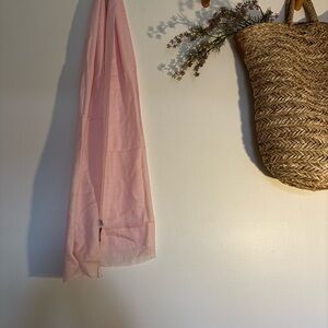 Soft pink Cashmere scarf